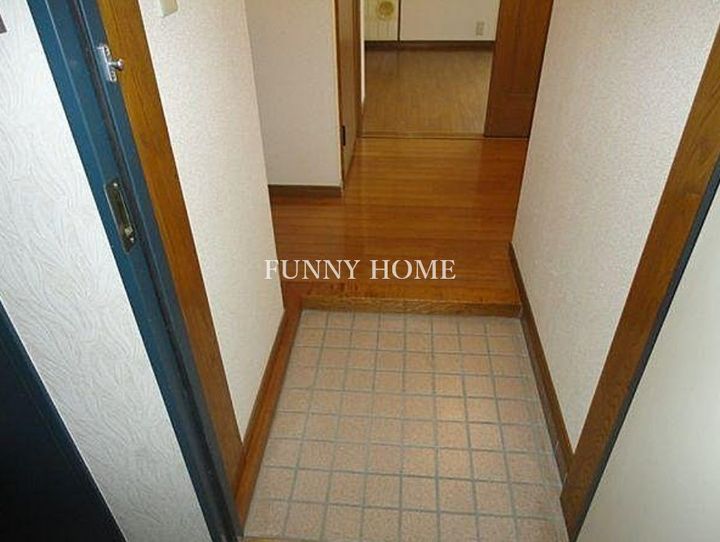 サンライズ東山の玄関