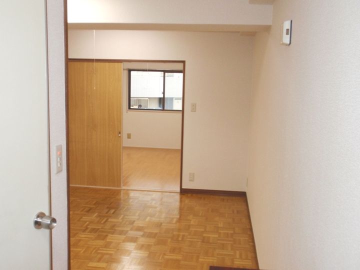 東京都渋谷区恵比寿1(マンション)の賃貸物件の居間