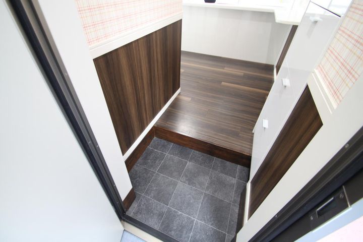 ボイスビル5の玄関