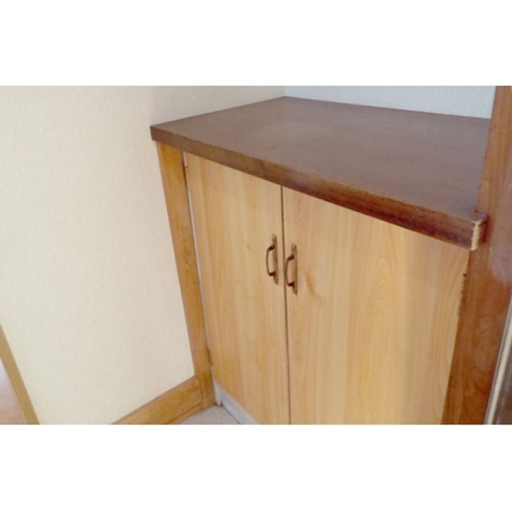 コーポエビナの玄関