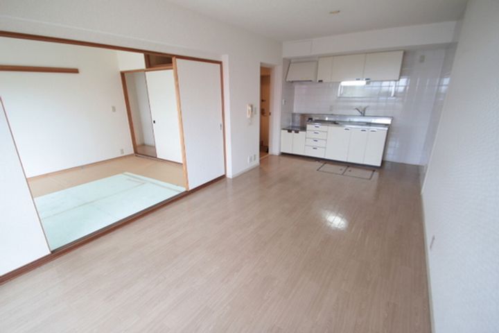第2しづマンションの居間