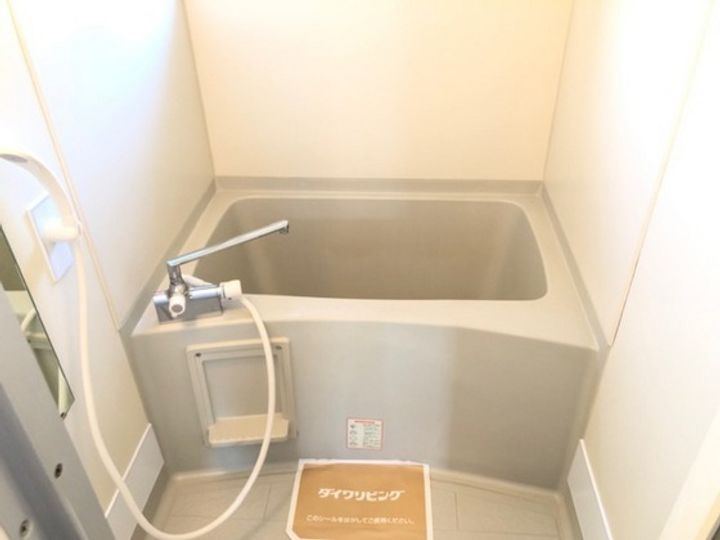 岡山県岡山市中区長岡(アパート)の賃貸物件の風呂