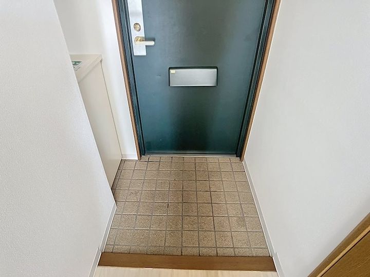 静岡県浜松市中央区住吉2(アパート)の賃貸物件の玄関