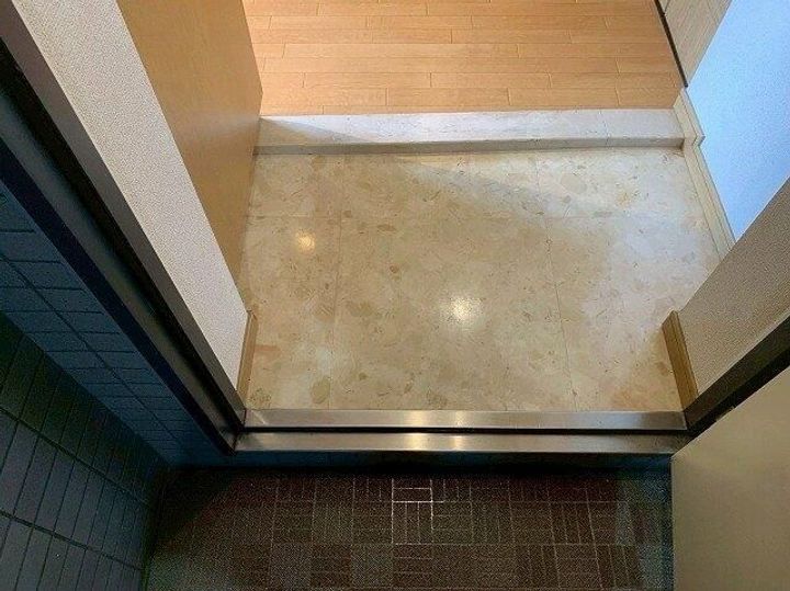 東京都渋谷区千駄ヶ谷4(マンション)の賃貸物件の玄関