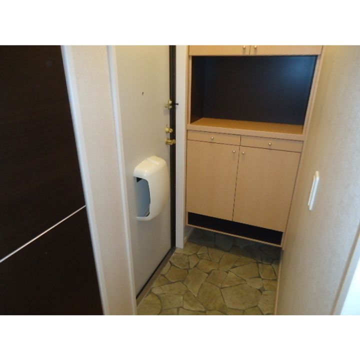 Stone Hills Aの玄関