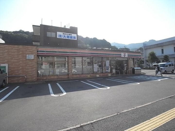 カメリア淵町の周辺