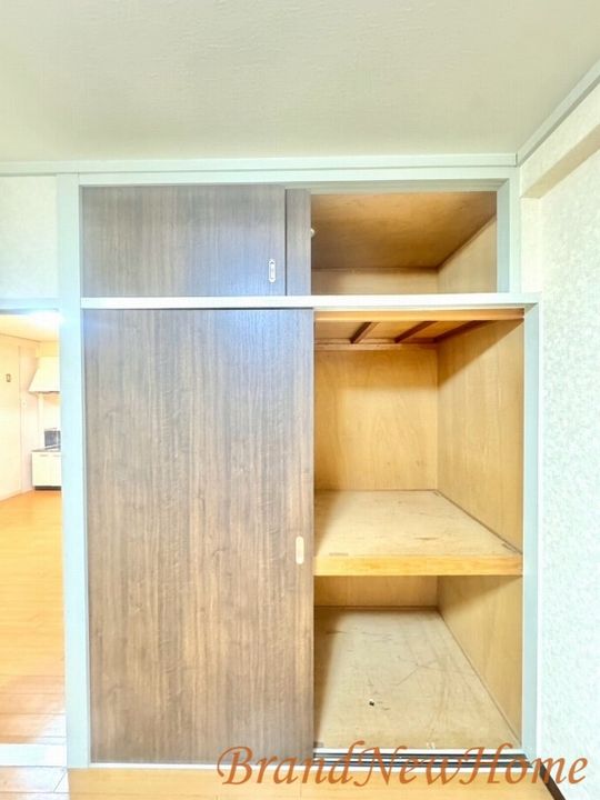 金岡コーポラスの内装