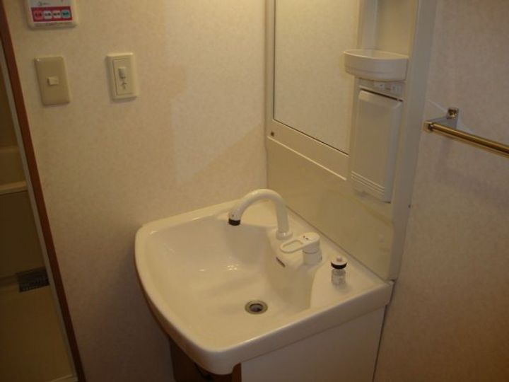 神奈川県綾瀬市深谷中4(アパート)の賃貸物件の内装