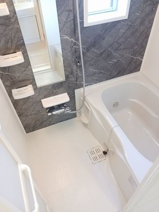 千葉県富里市日吉倉(アパート)の賃貸物件の風呂