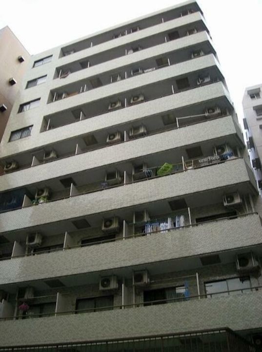 セブンスターマンション島津山の外観