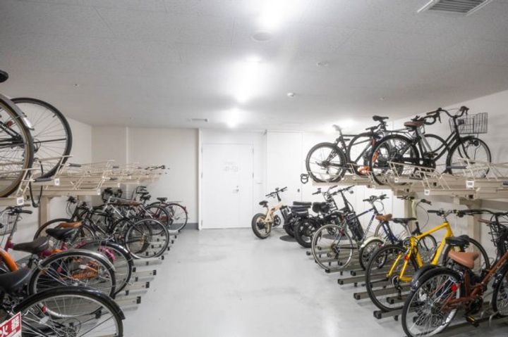 東京都新宿区西新宿3(マンション)の賃貸物件の地図