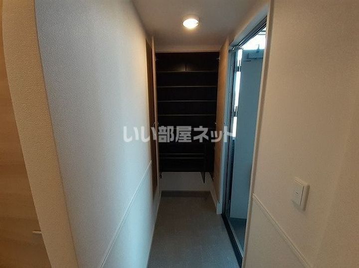 エクセルームK-IIIの玄関