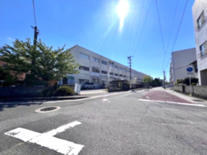 プリンスハイツの周辺