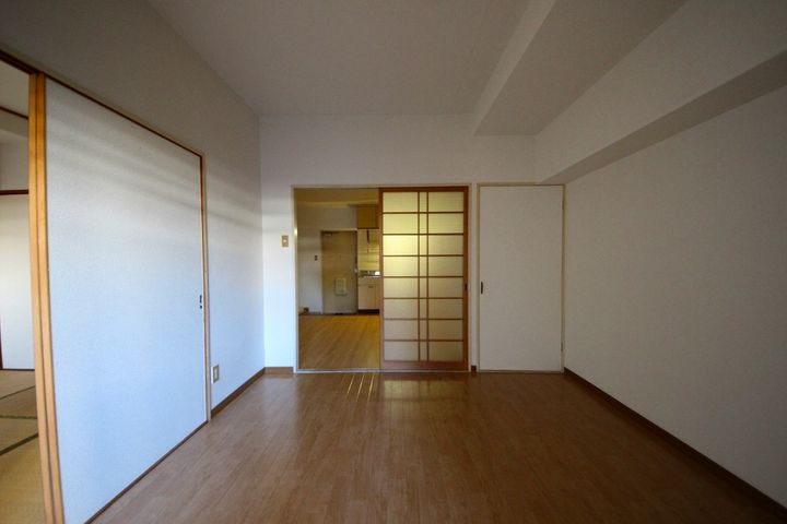 コーポ大興の内装