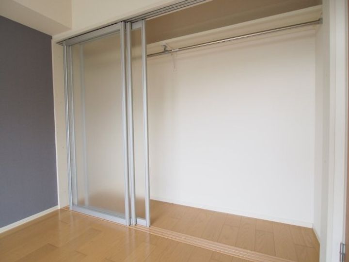 コート徳川山の内装