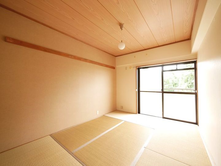 ベレガンス日立の内装