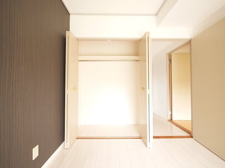 ベレガンス日立の内装