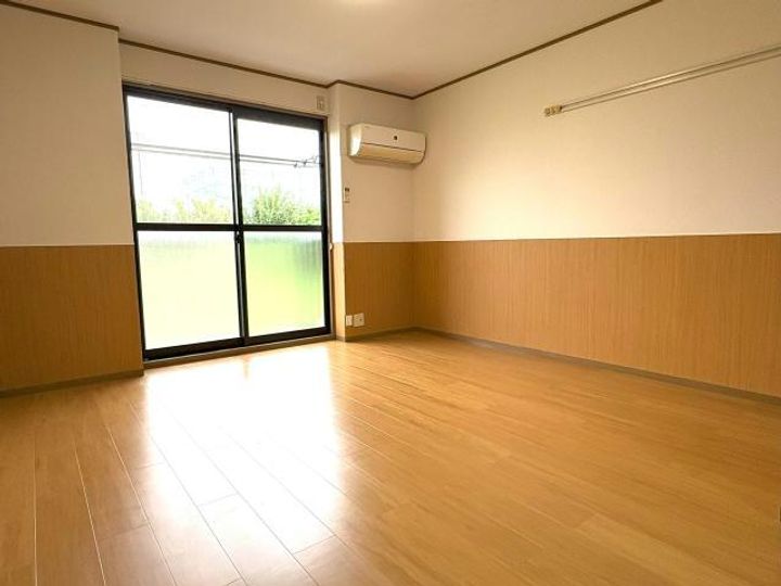 福島県郡山市田村町金屋字淵ノ上(アパート)の賃貸物件の居間