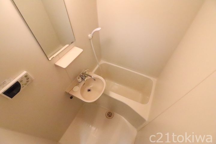 Casa Trinity(カーサ トリニティ)の風呂