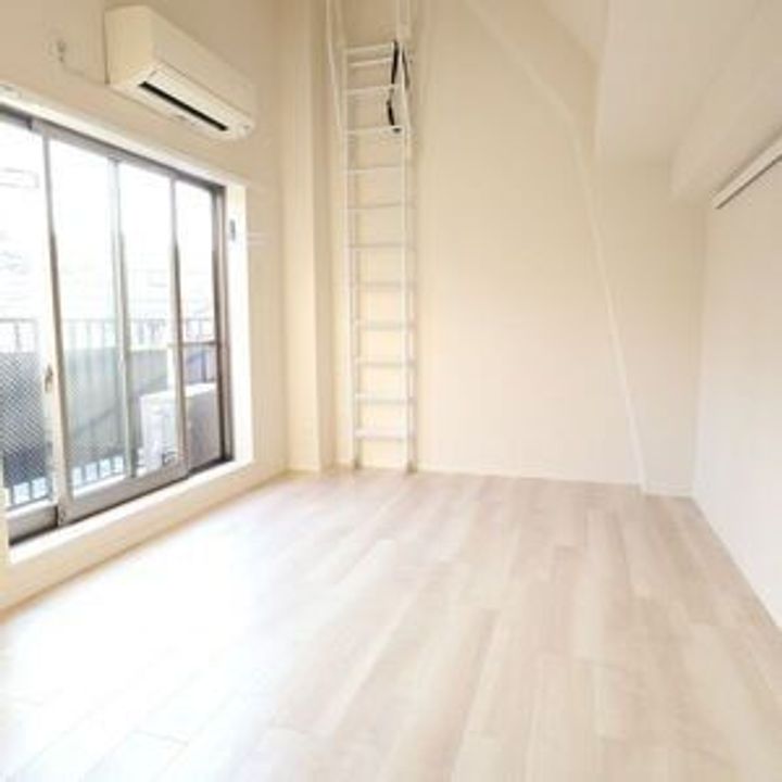 東京都杉並区和泉1(マンション)の賃貸物件の居間