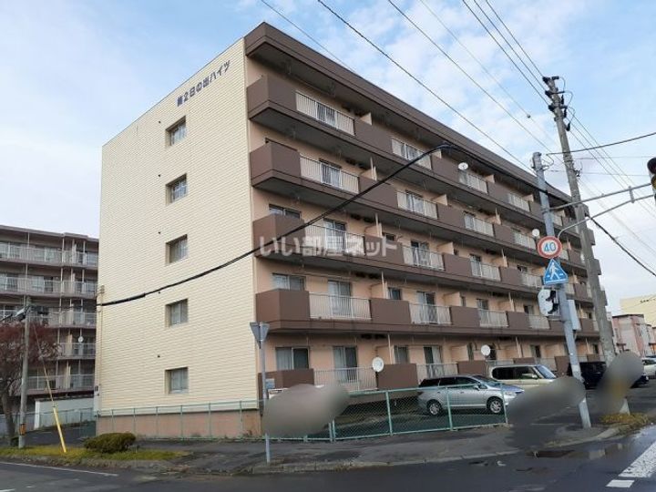 第2日の出ハイツの外観