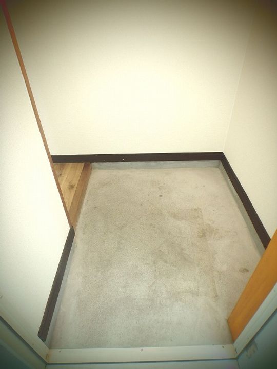 コーポこにしの玄関