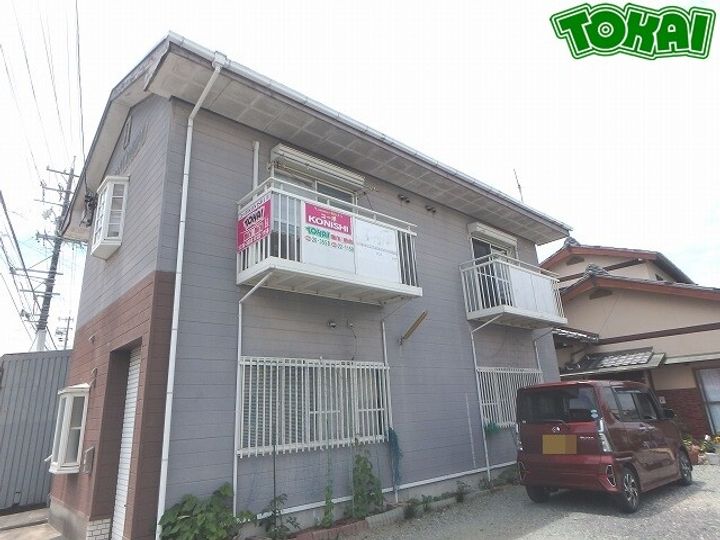 コーポこにしの外観