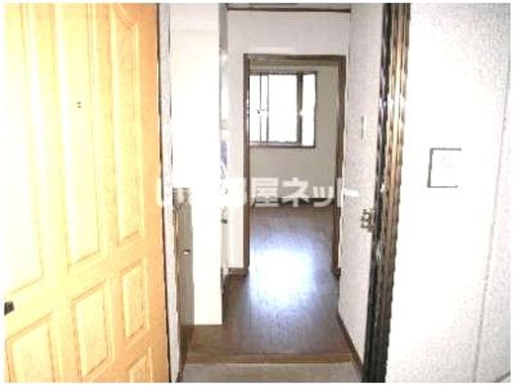 和歌山県和歌山市毛見(マンション)の賃貸物件の玄関