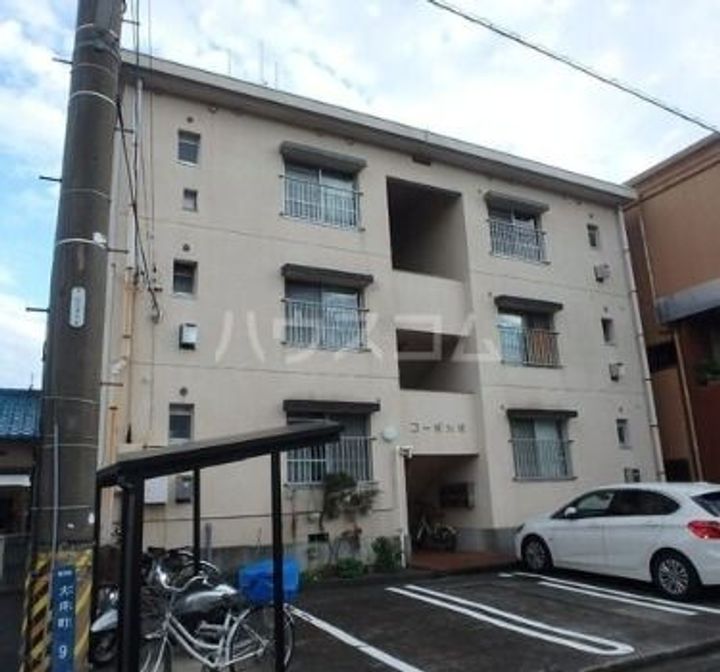 コーポ大坪の外観