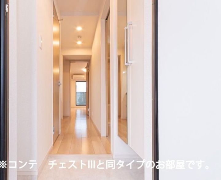 ラ ヴィーダ ヌエバの玄関