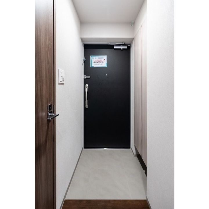 ウェルスクエア新宿戸山の玄関