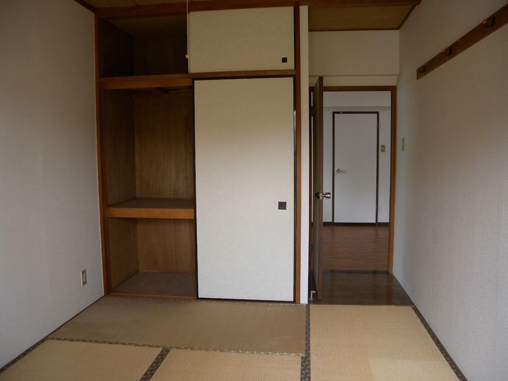 ホルスシャトウの内装