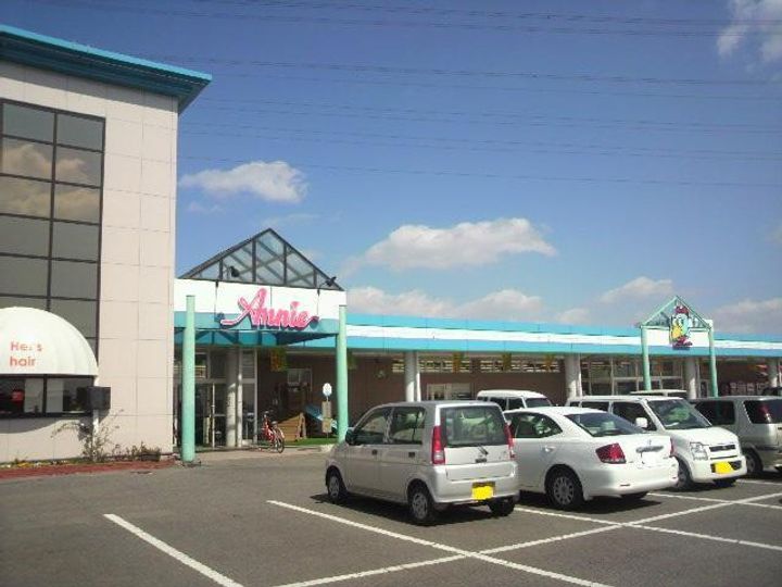 クレストール福井の周辺