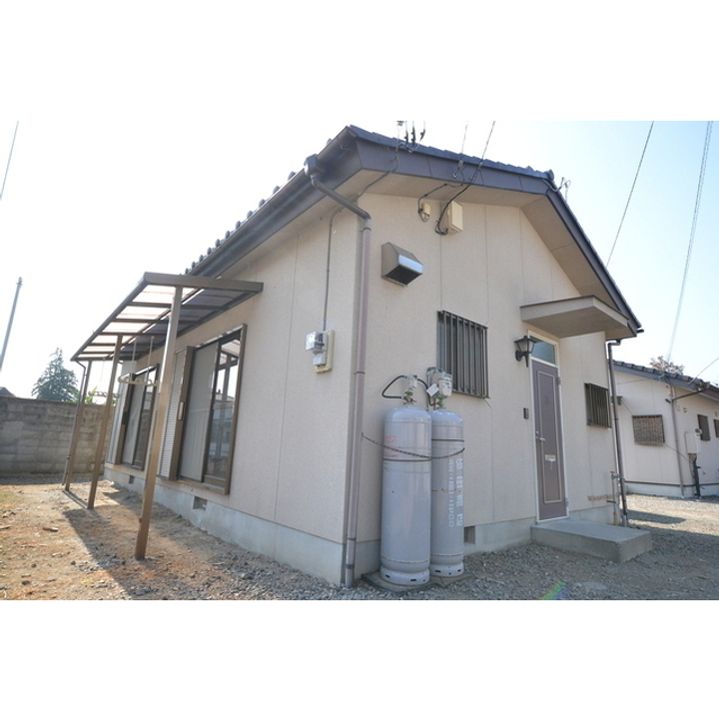 山梨県甲府市宮原町(一戸建)の賃貸物件の外観