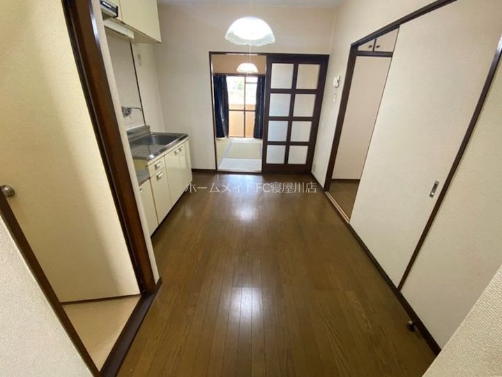 シャトーMOIIの居間