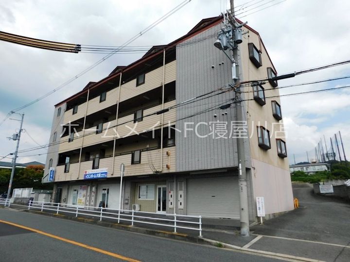 シャトーMOIIの外観