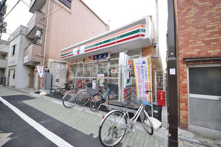 ファラオ千住の周辺