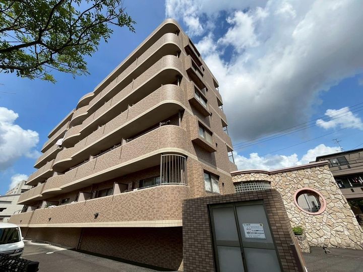 鹿児島県鹿児島市城西2(マンション)の賃貸物件の外観