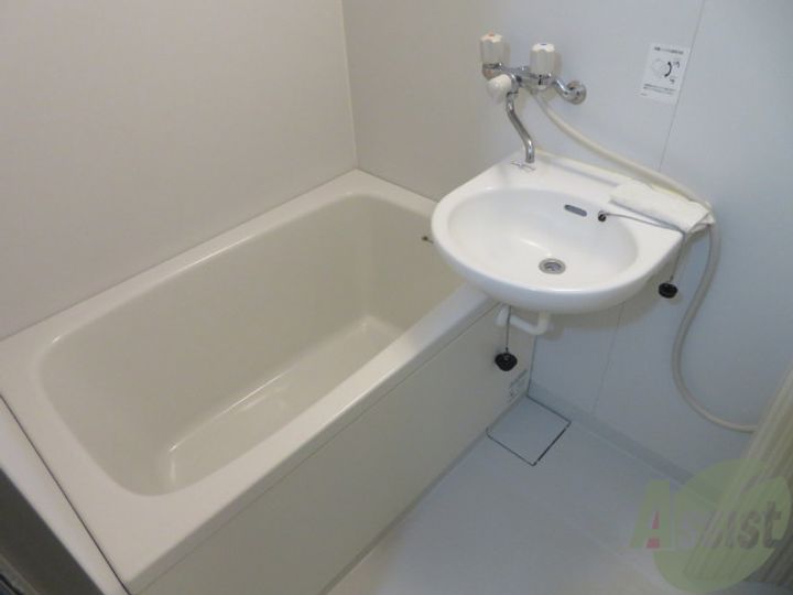 ホワイトメゾン山久の風呂