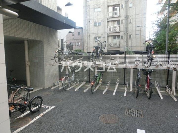 ライブコート草加の地図