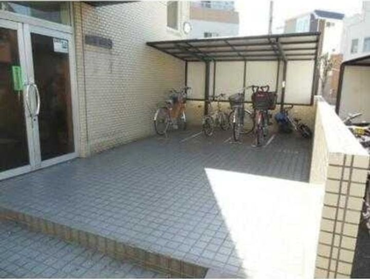 クレセントパレスの地図