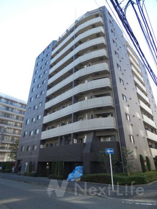 トーシンフェニックス新横濱イクシールの外観