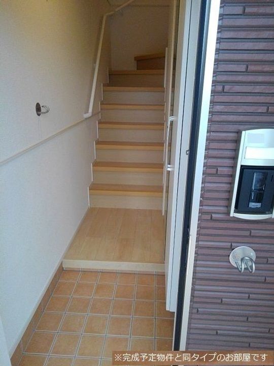 ソルラーダの玄関