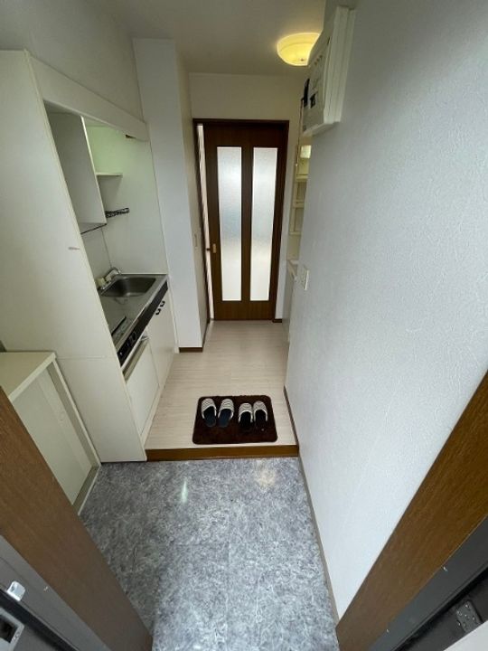 スカイヒルズマンションの玄関