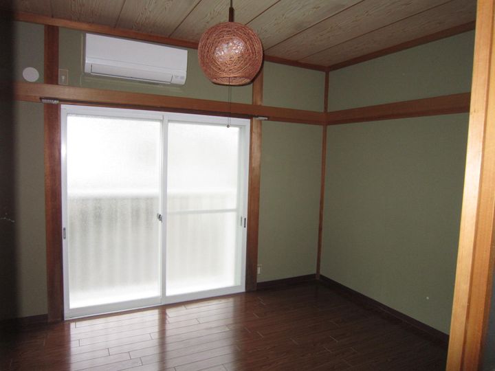 第2フリノウリンの居間