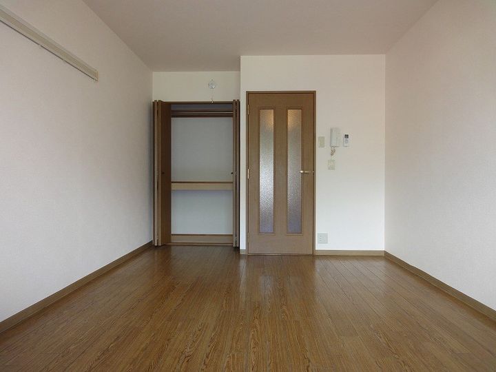 コモド嵯峨の内装