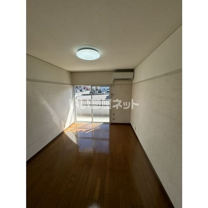 栃木県宇都宮市元今泉7(アパート)の賃貸物件の居間