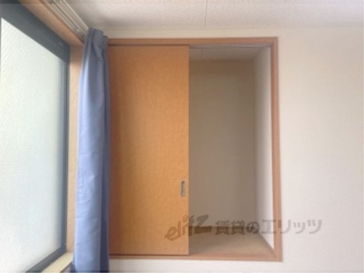 レオパレス枚岡ヒルズの内装