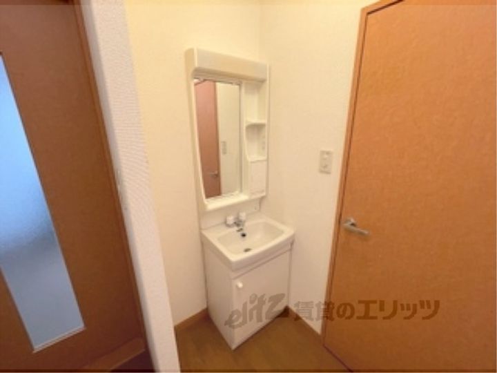 レオパレス枚岡ヒルズの内装