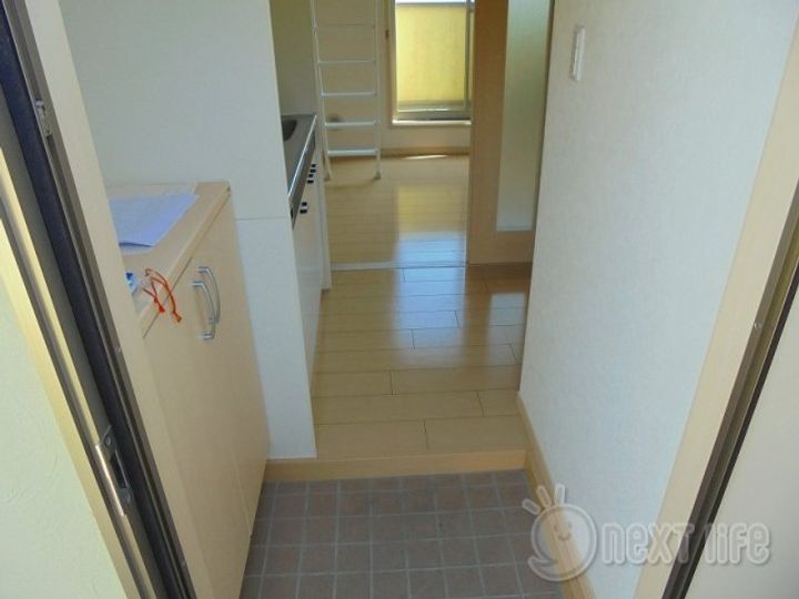 神奈川県横浜市鶴見区下末吉3(アパート)の賃貸物件の玄関